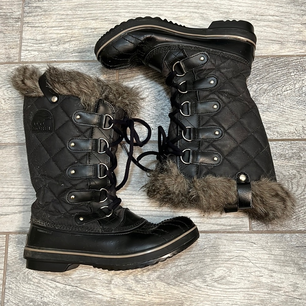 Sorel Tofino Boot. Size 9
